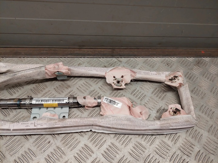 фото №5, Mercedes-benz e c207 w207 a2078600102 левая сторона подушки воздушные