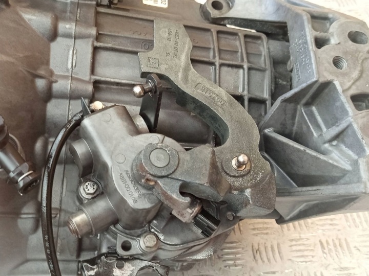 фото №9, Ford oem номер gk3r-7002-jga transit mk8 механічна коробка передач