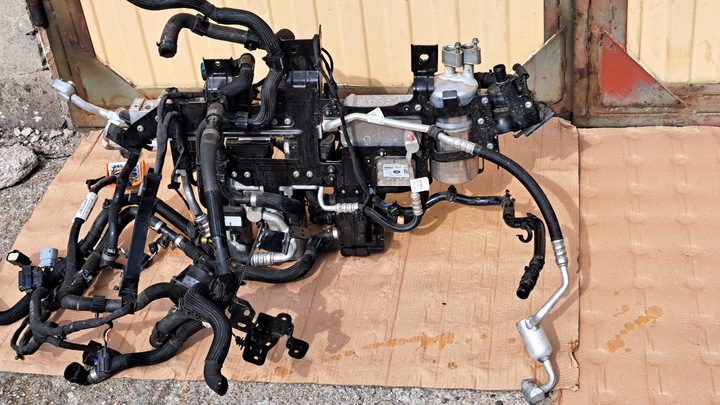 фото №5, Jaguar i-pace x590 - теплообмінник тепло випарник шланг блок керування