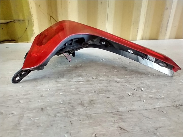 фото №12, Volvo v40 ii 2 фара права зад правая задняя 31395845 31290590