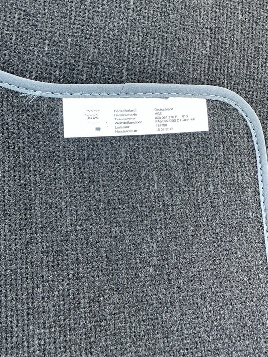 фото №7, Коврики велюровые audi a1 8x1061270e