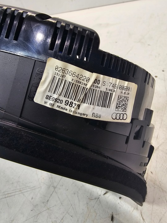 фото №6, Спідометр  прилади audi a4 b7 2.0 tfsi 8e0920982h uk