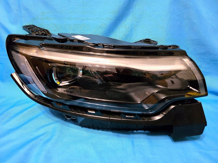 фото №1, Jeep compass 2 рестайлінг 2021 performance повний led фара лампа перед права