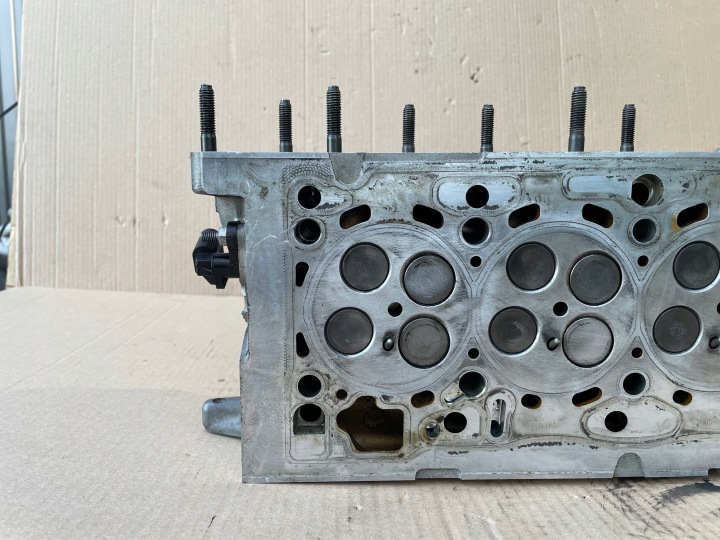 фото №7, Vw golf vii 1.6 tdi clh головка валы 04l103373 04l103308c