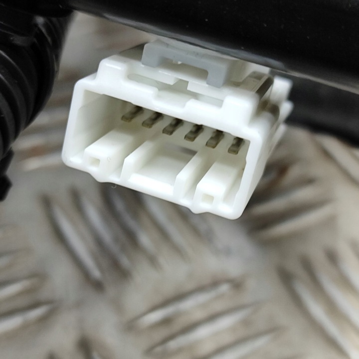 фото №7, Tesla модель y 2023 сидіння задній