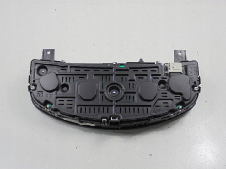 фото №9, Opel vectra c спидометр приборы 1.9d 13186672cs