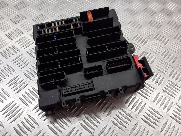 фото №1, Коробка запобіжників vectra c 2.2 dti 13170892