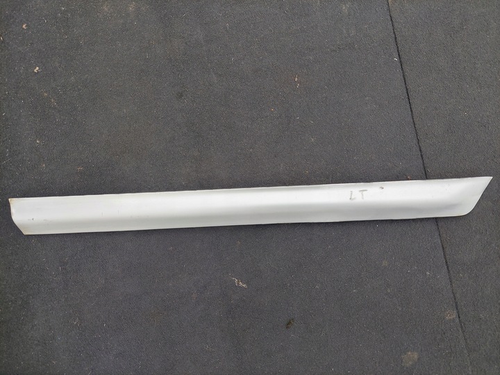 фото №1, Планка нижняя дверь зад левая audi a6 c5 ly7w оригинал ok