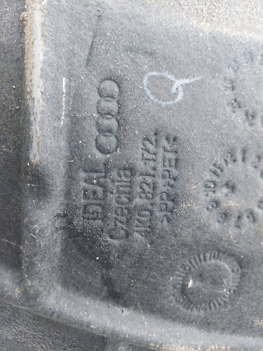 фото №6, Підкрилок перед передні праві audi a4 b8