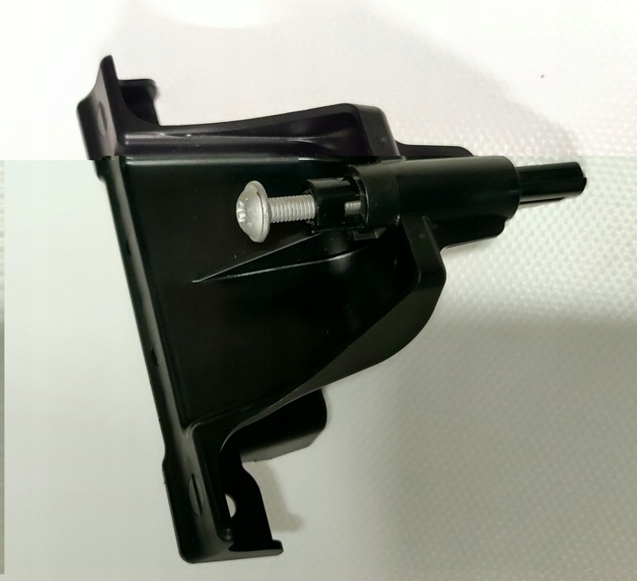 фото №1, Кронштейн решётка решётка skoda scala 8119065 оригинал