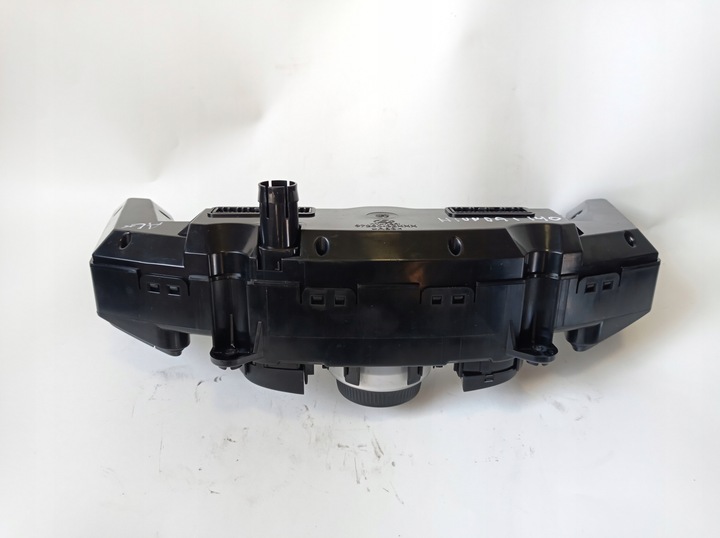 фото №13, Панель кондиционера hyundai i40 97250-3z900