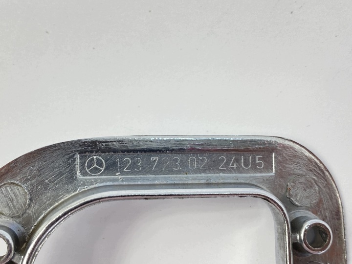 фото №15, Защита dekor хром правое mercedes c126 w126 sel sec w123 r107 1237230224