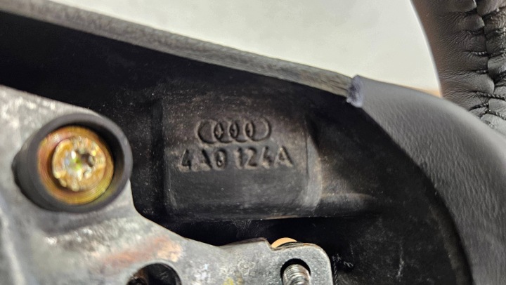 фото №14, Audi s4 b5 8d руль