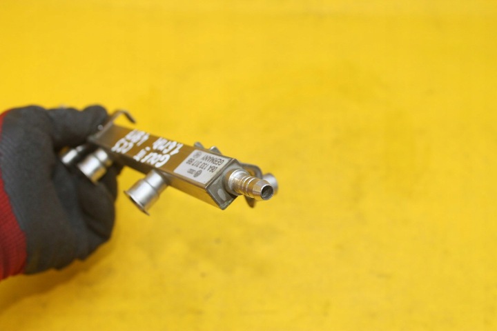 фото №6, Планка впрыскивающий golf v vi a3 8p octavia leon 1.6 mpi ccs 06a133317bb