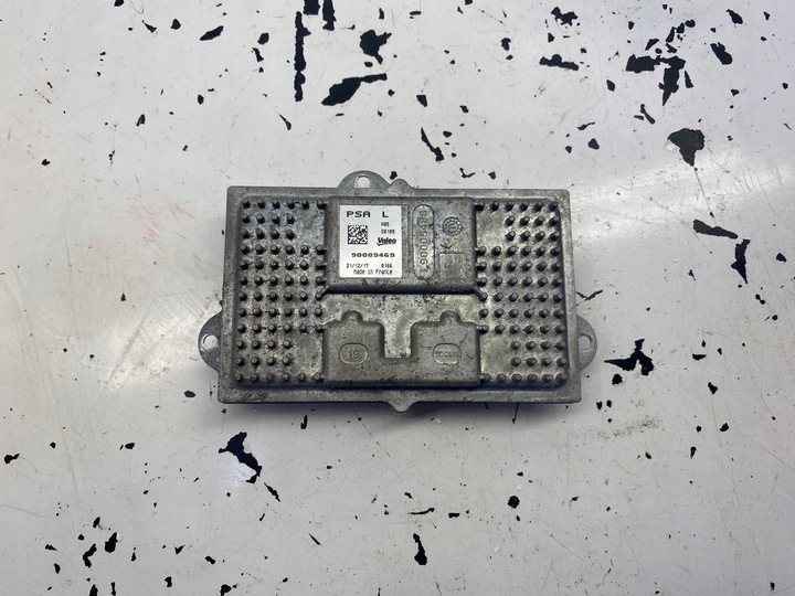 фото №1, Peugeot 3008 перетворювач модуль led 90089469