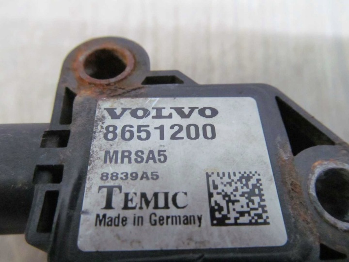 фото №10, Volvo c30 s40 v50 04-14 датчик ударный 8651200