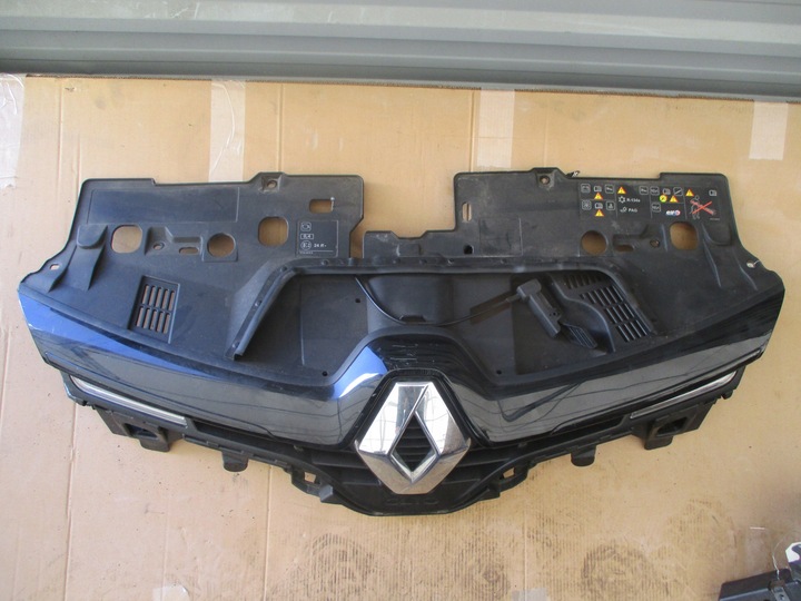 фото №2, Clio iv решётка решётка радиатора led 628101467r