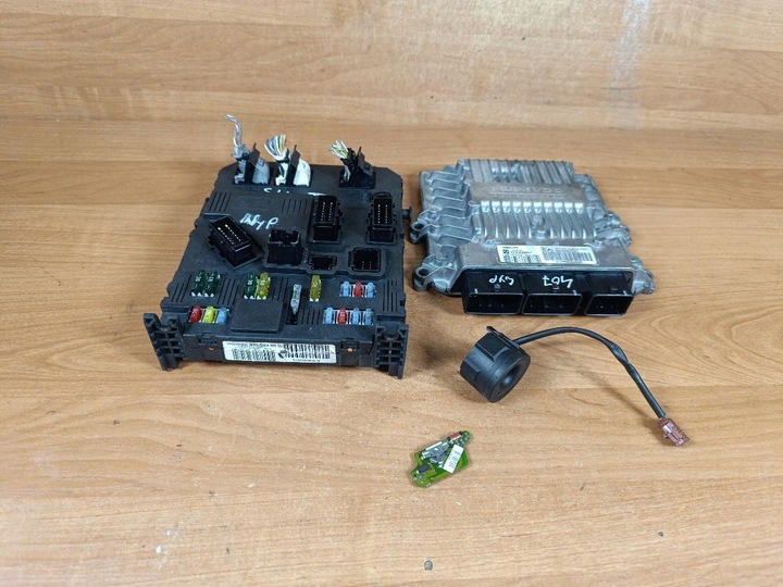 фото №1, Комп'ютер набір стартовий peugeot 407 2,0 hdi sw 9663007980 5ws40264g-t