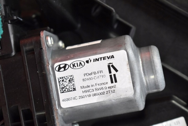 фото №5, Стеклоподъемник правый перед eu 82460-g4710 hyundai i30 i 30 3 iii 18-