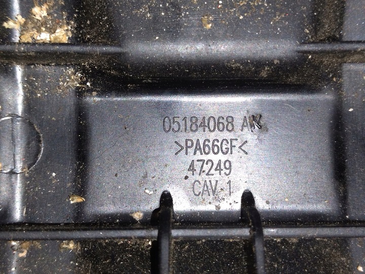 фото №7, Кришка клапанів jeep 3.2 l v6 | 05184068ak