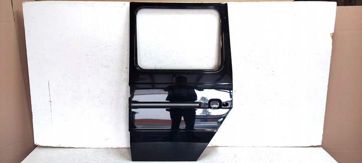 фото №1, Mercedes w463 g-klasa рестайлинг дверь задние левая зад планка