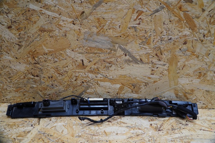 фото №6, Накладка камера крышки зад 99240-n7600 tucson iv 0km 23r оригинал новая 20-