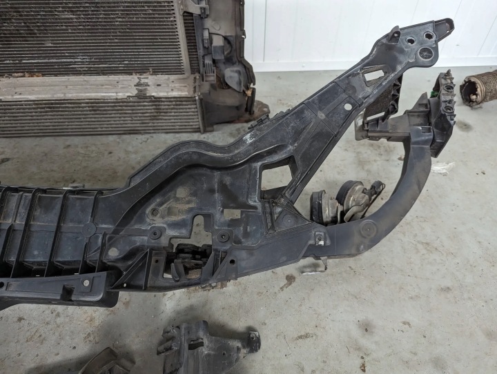 фото №8, Volvo s60 ii v60 i 2014-2018 2.0 d4 передня панель підсилювач радіатор