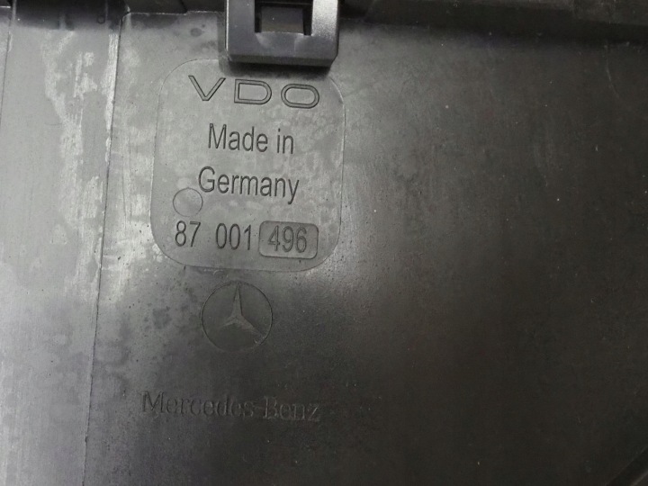 фото №14, Mercedes clk a209 c209 1.8 компрессор панель приборов a2095406711 европа