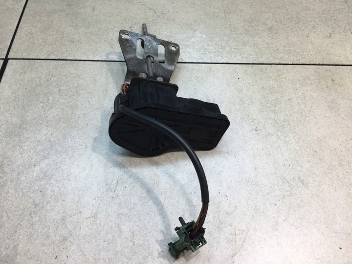 фото №6, Моторчик дворники лампы правый saab 9-5 i 0390206948