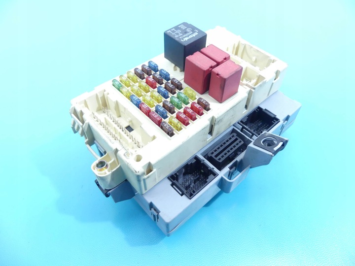 фото №1, Коробка запобіжників fiat stilo 51711824