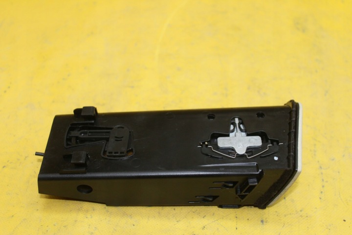 фото №6, Бардачок ящичек mercedes a2116902752
