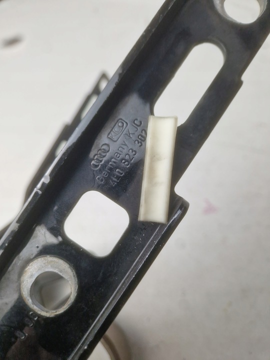 фото №16, Петля капота правые перед audi q7 ly9b 4l0823302