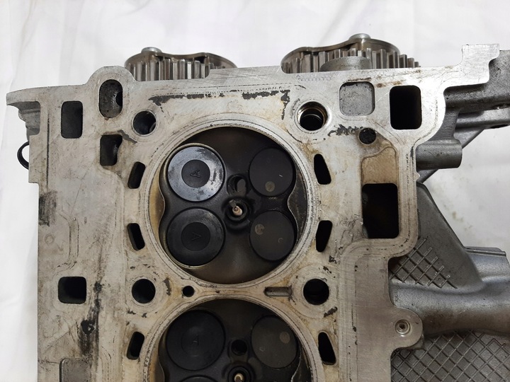 фото №14, Ford fiesta mk7 1.0 ecoboost головка pbcm5g-6090
