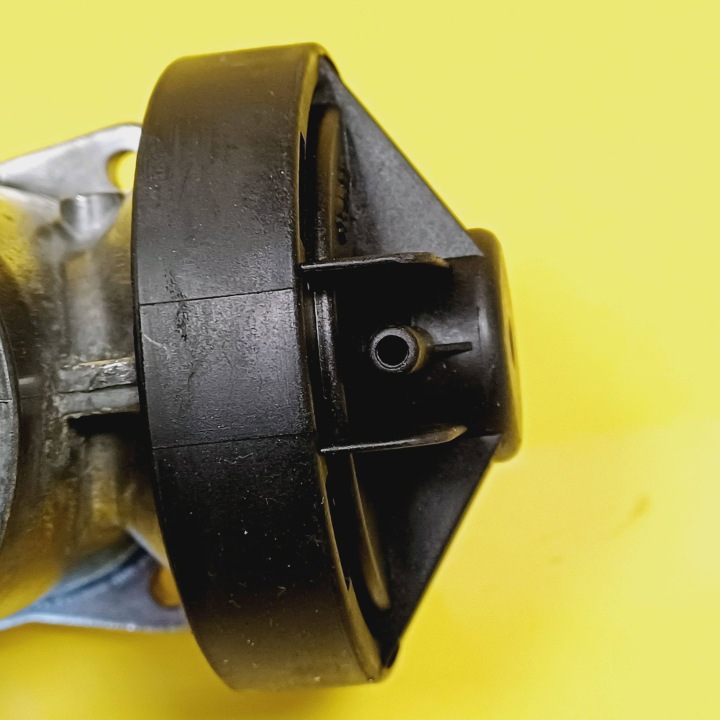 фото №7, Клапан egr mercedes-benz a w168 1.7 cdi a6680900454 nr182