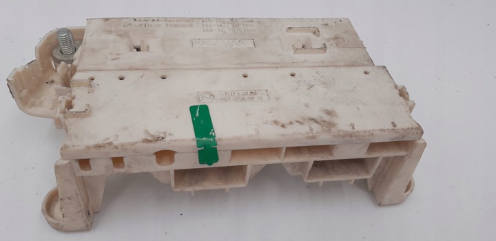 фото №11, Коробка запобіжників bmw e39 2.0 i 61138365530