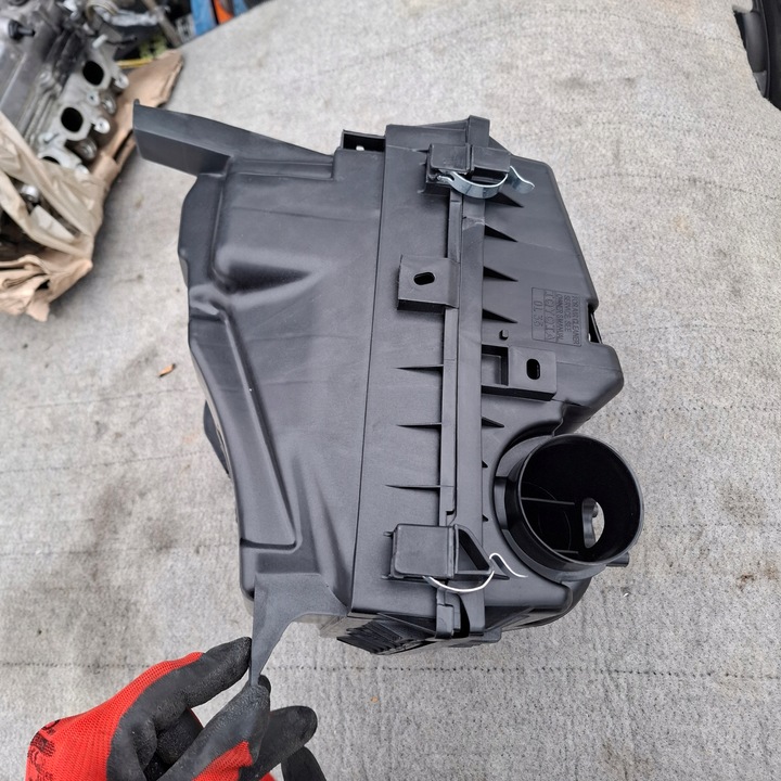 фото №9, Корпус фильтра воздуха toyota hilux 2016-2024 17700-0l350, 17700-0l360