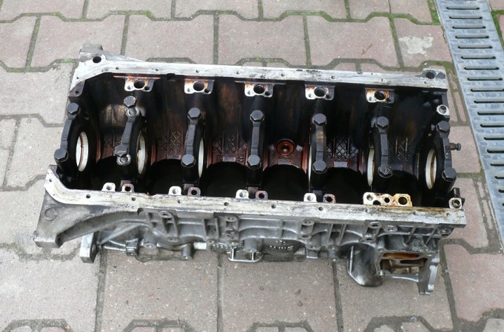 фото №7, Блок двигателя bmw e39 e46 2.0i 150km m52 b20tu