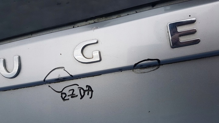 фото №9, Крышка багажника peugeot 1007