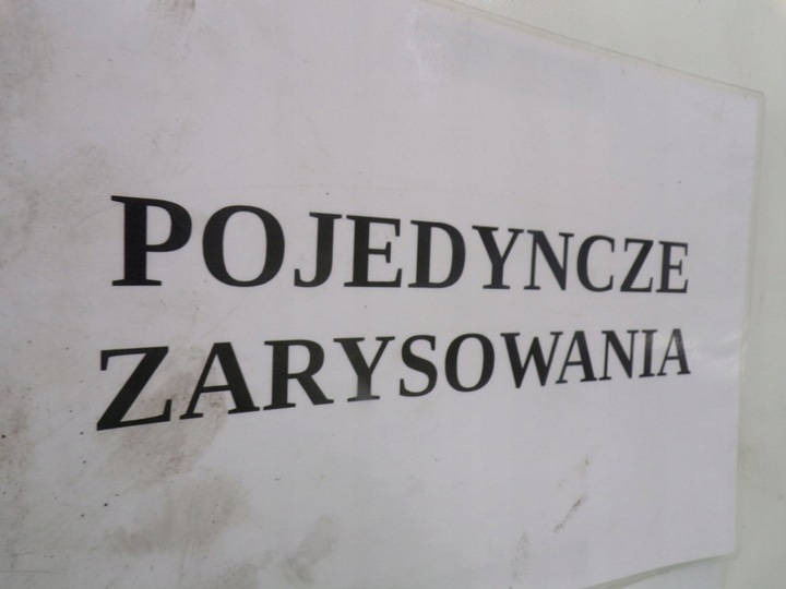 фото №11, Mitsubishi carisma рестайлинг бампер перед переднее