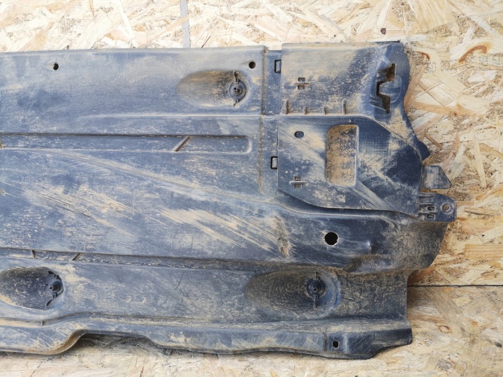 фото №6, Vw golf vii защита шасси правая 5q0825202l