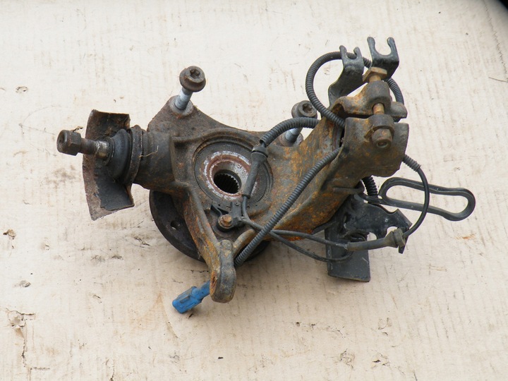 фото №9, Citroen c5 1.6 hdi поворотна опора ступиця праві перед права передня