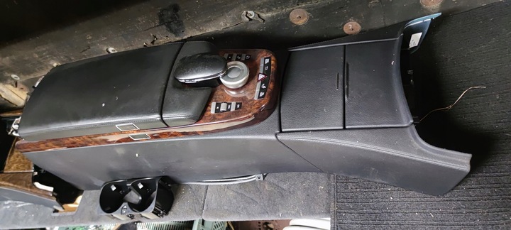 фото №12, Mercedes w221 подлокотник переднее чёрный