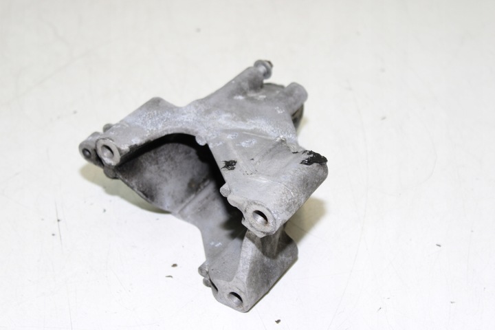 фото №4, Лапи двигателя кронштейн крепление crafter 2.0 tdi 03l199307a