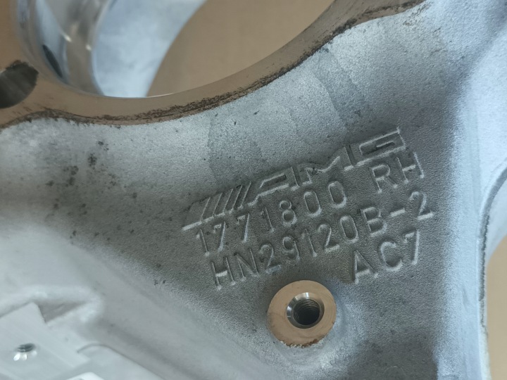 фото №6, Ричаг  передній праве + поворотна опора mercedes w247 w177 amg перед