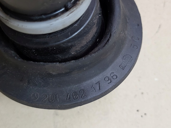 фото №10, Хрестовина нижній шарнір колонки кермового mercedes c-kl 190 w201 оригінальний номер eu