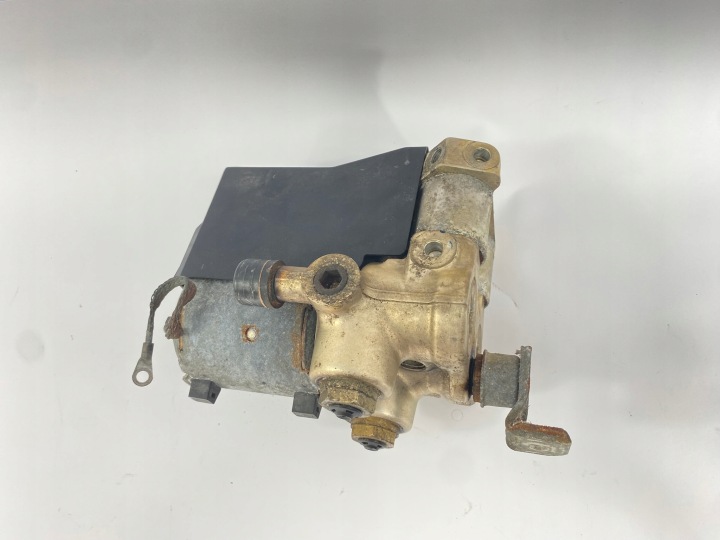 фото №8, Головний гальмівний циліндр abs mercedes w124 r129 w201 w126 0265200043