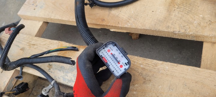 фото №8, Jeep wrangler jk жгут рамы кузов установка штекер разъём