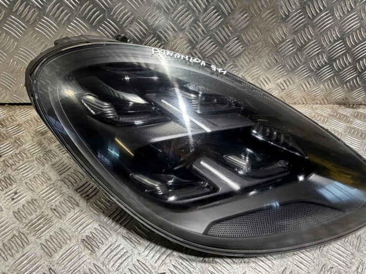 фото №9, Фара передняя правая правое перед porsche panamera 971 973941040 европа
