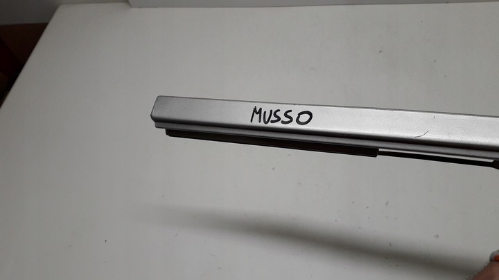 фото №6, Ssangyong musso 93- накладка планка кришки задньої