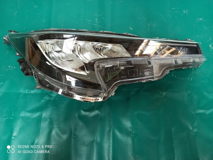 фото №1, Фара повний led rh toyota corolla 81110-02t00